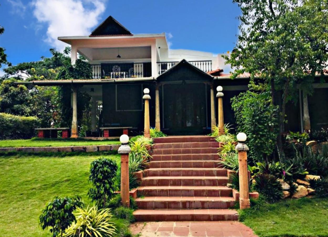 Bana The Wild Waters Hotel Muduvadi Ngoại thất bức ảnh