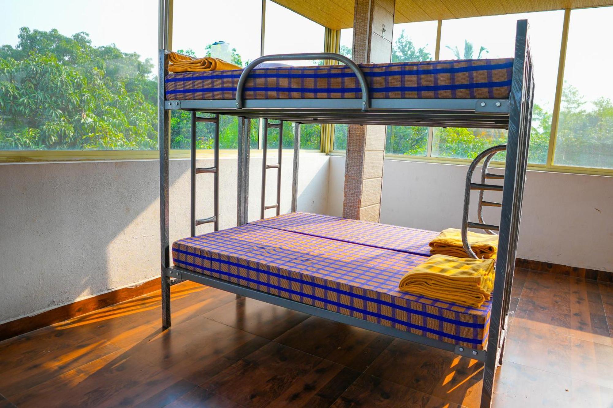 Bana The Wild Waters Hotel Muduvadi Ngoại thất bức ảnh