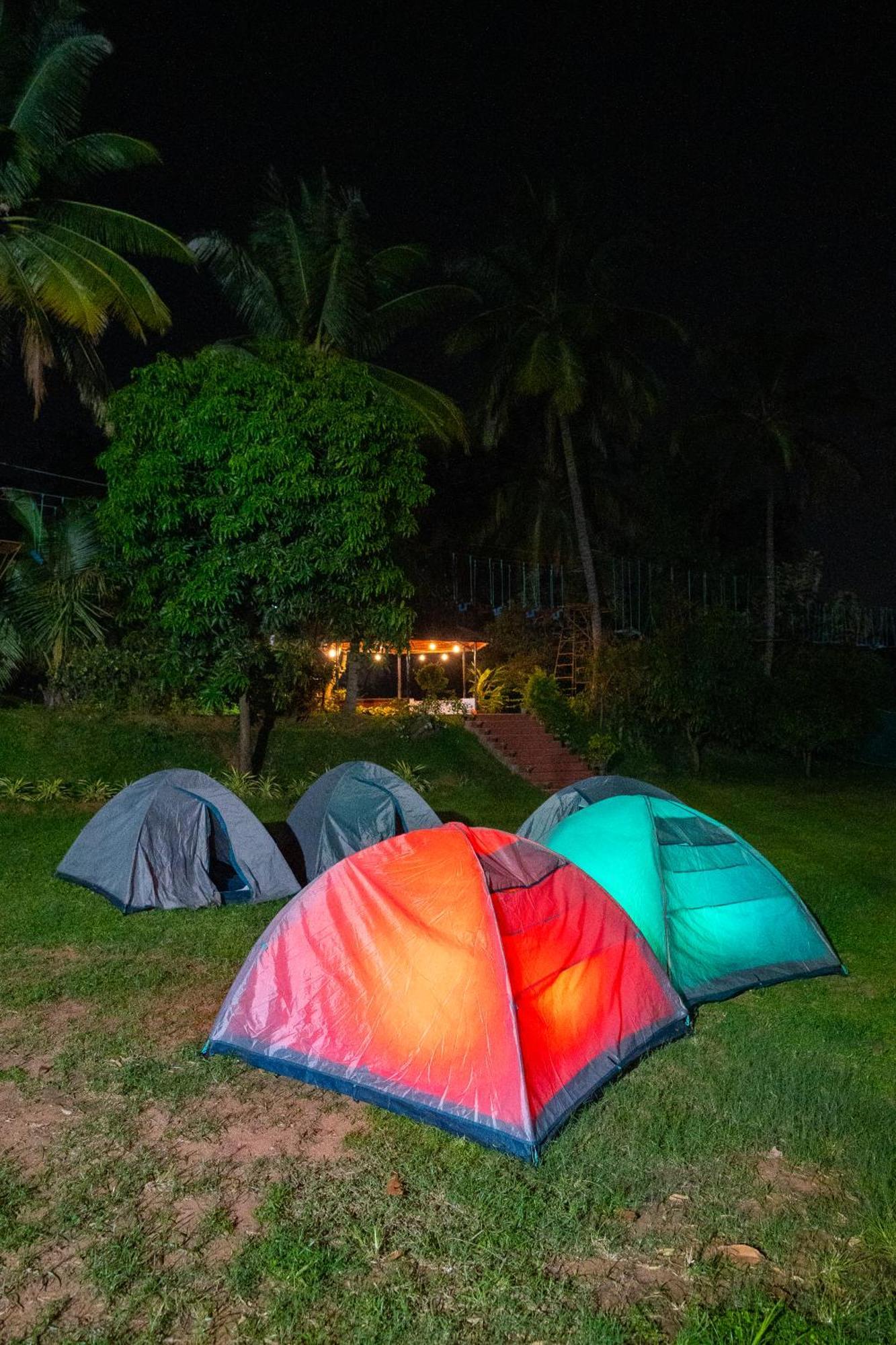 Bana The Wild Waters Hotel Muduvadi Ngoại thất bức ảnh
