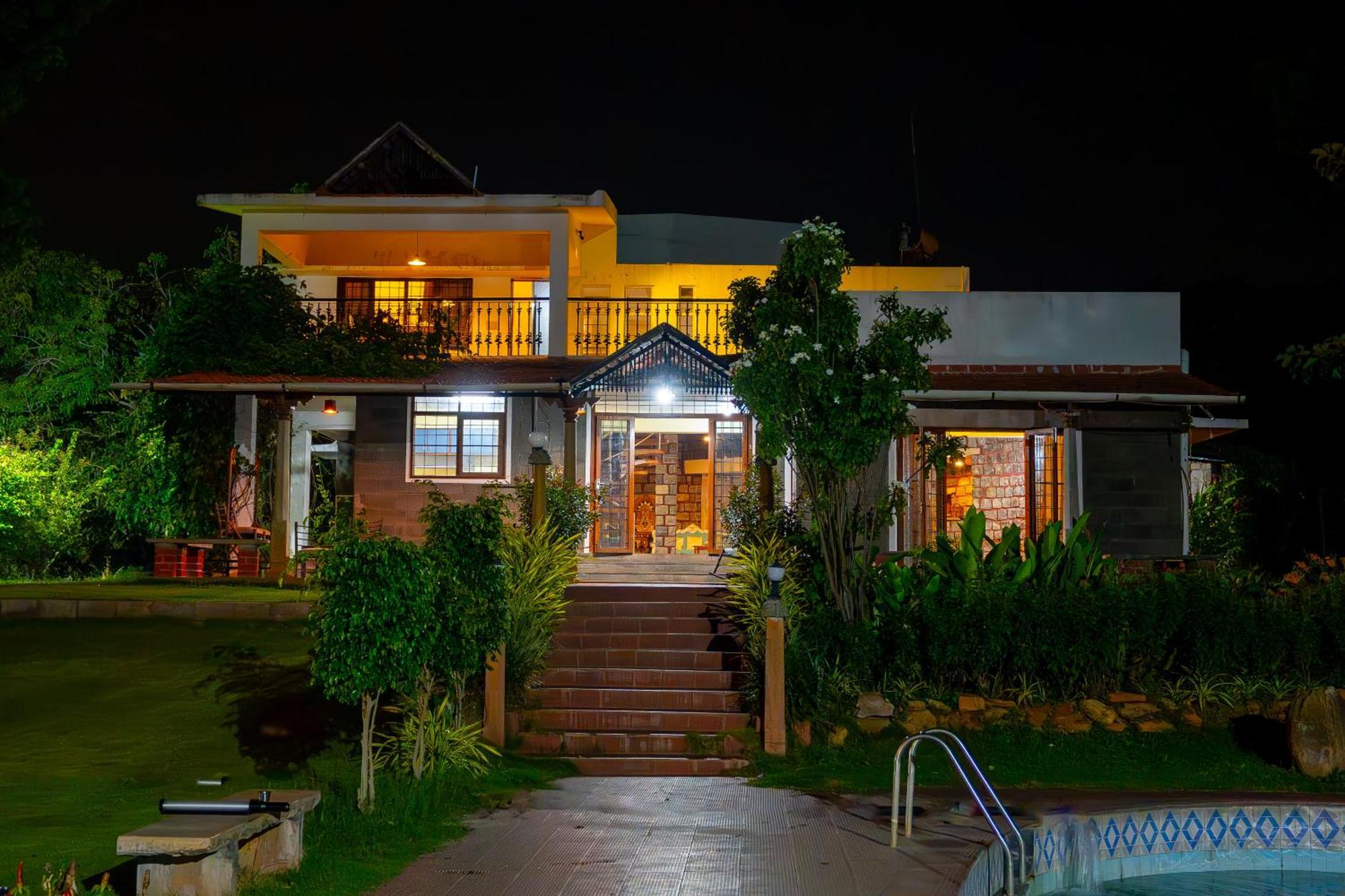 Bana The Wild Waters Hotel Muduvadi Ngoại thất bức ảnh